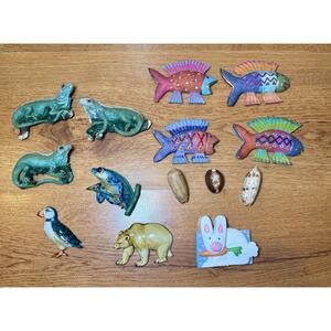Vtg Animal Magnet Lot Iguana Frog Fish Bear Puffin Shells Tropical Decor Cottage